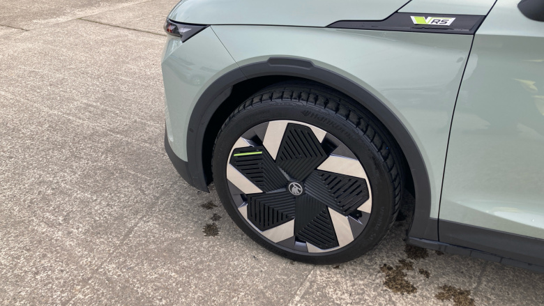 Skoda Elroq 250kW vRS 84kWh 4x4 5dr Auto [Maxx] Electric Estate